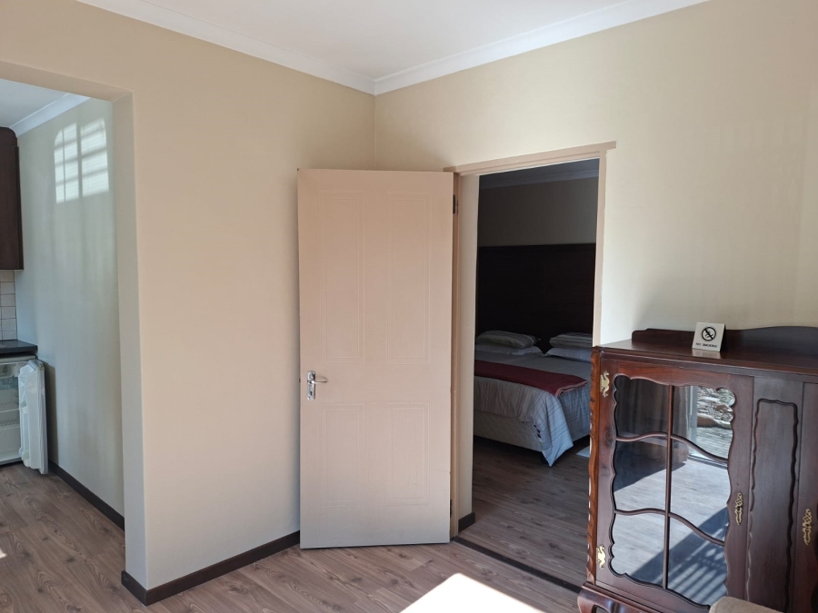 1 Bedroom Property for Sale in Uitenhage Central Eastern Cape